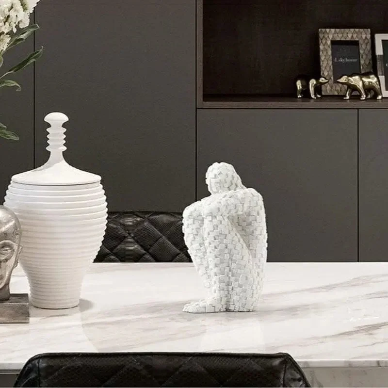 Escultura Abstrata Think — vista complementar